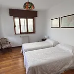 La Casa De San Lazaro 포브라 도 카라미냘
