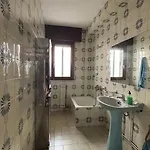La Casa De San Lazaro * 포브라 도 카라미냘