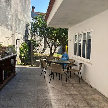 La Casa De San Lazaro 포브라 도 카라미냘