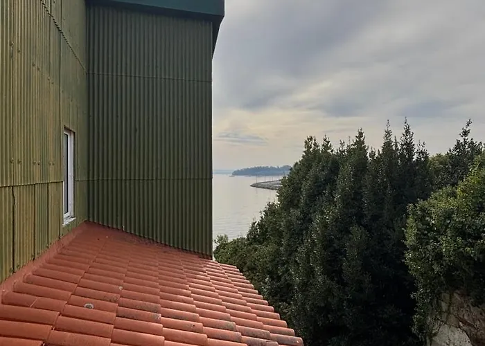 La Casa De San Lazaro Pobra Do Caraminal